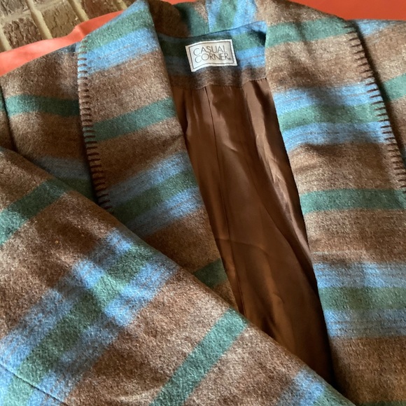 Jacket - Picture 2 of 4